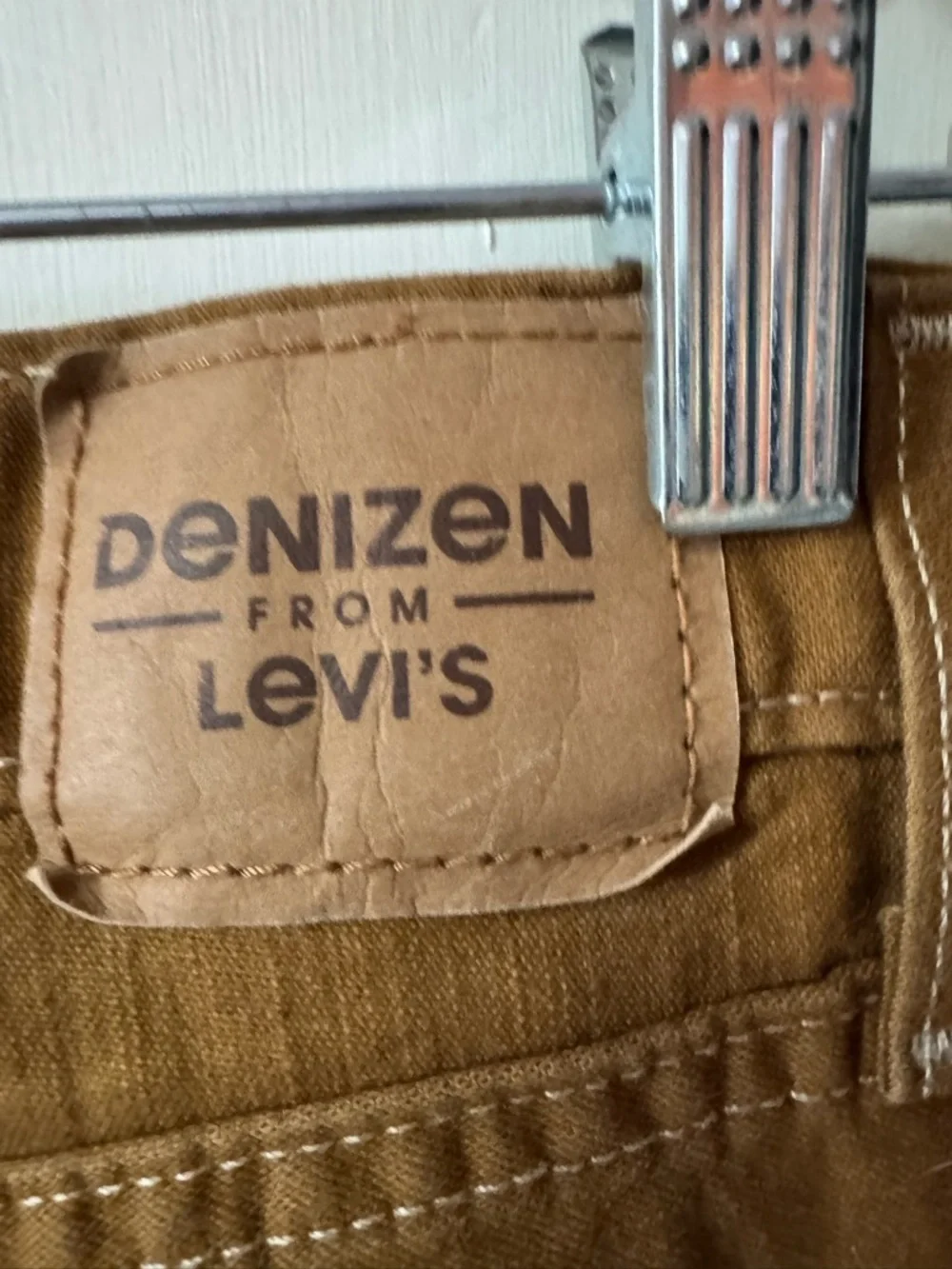 Levi's Men's Cargo Pants in Brown Tan Workwear
